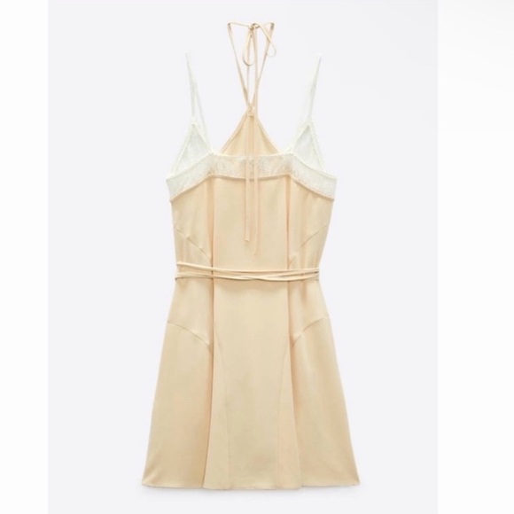 *SOLD* Size Small NWT Zara Butter Yellow Halter Dress With Lace Detail and tie - Picture 3 of 4